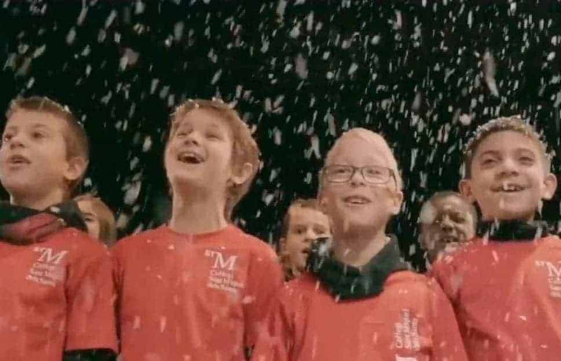 1kg Snow Confetti